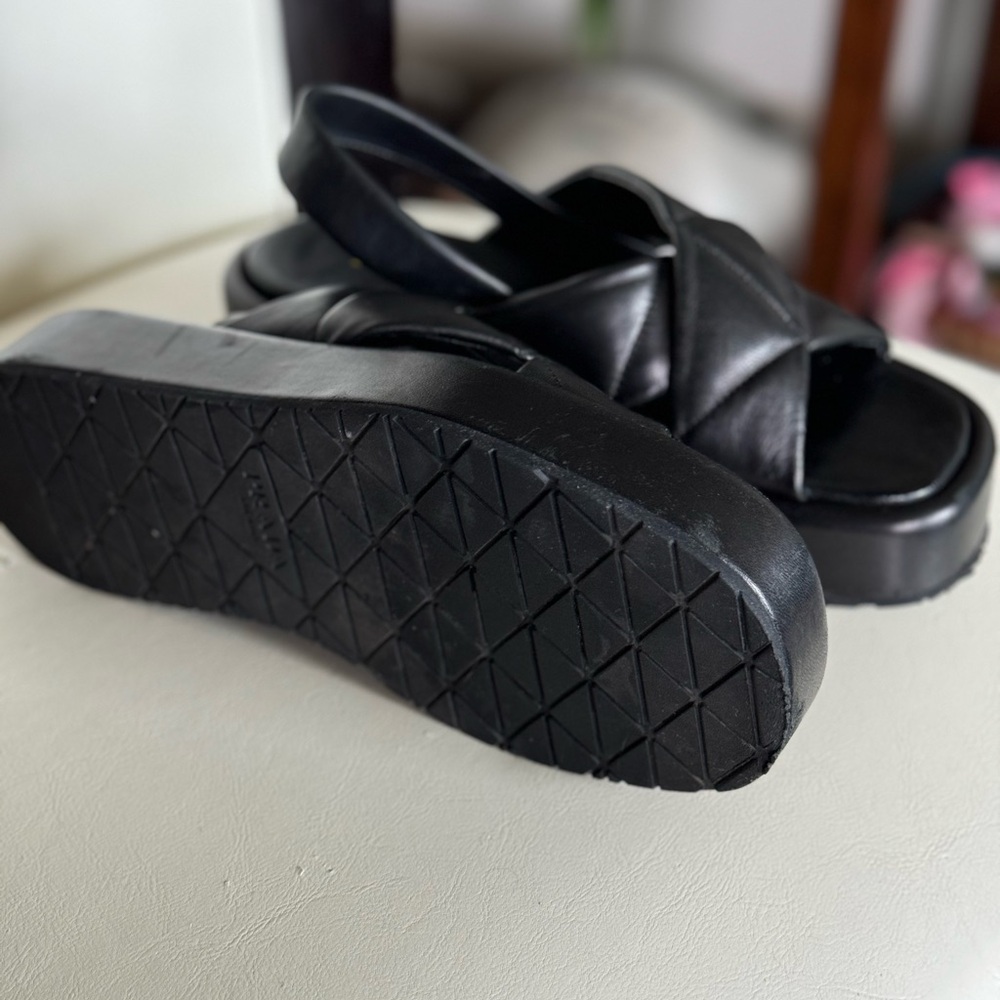 Worn Only Twice Mint Condition Pradas - image 4